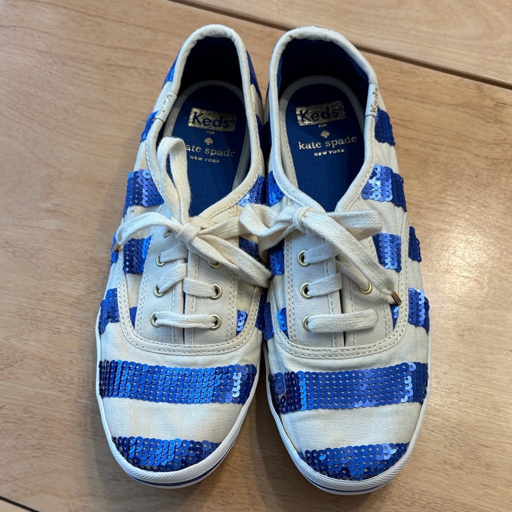 Keds x Kate Spade Sequin Stripe Sneakers in Blue & White. Size 7.5